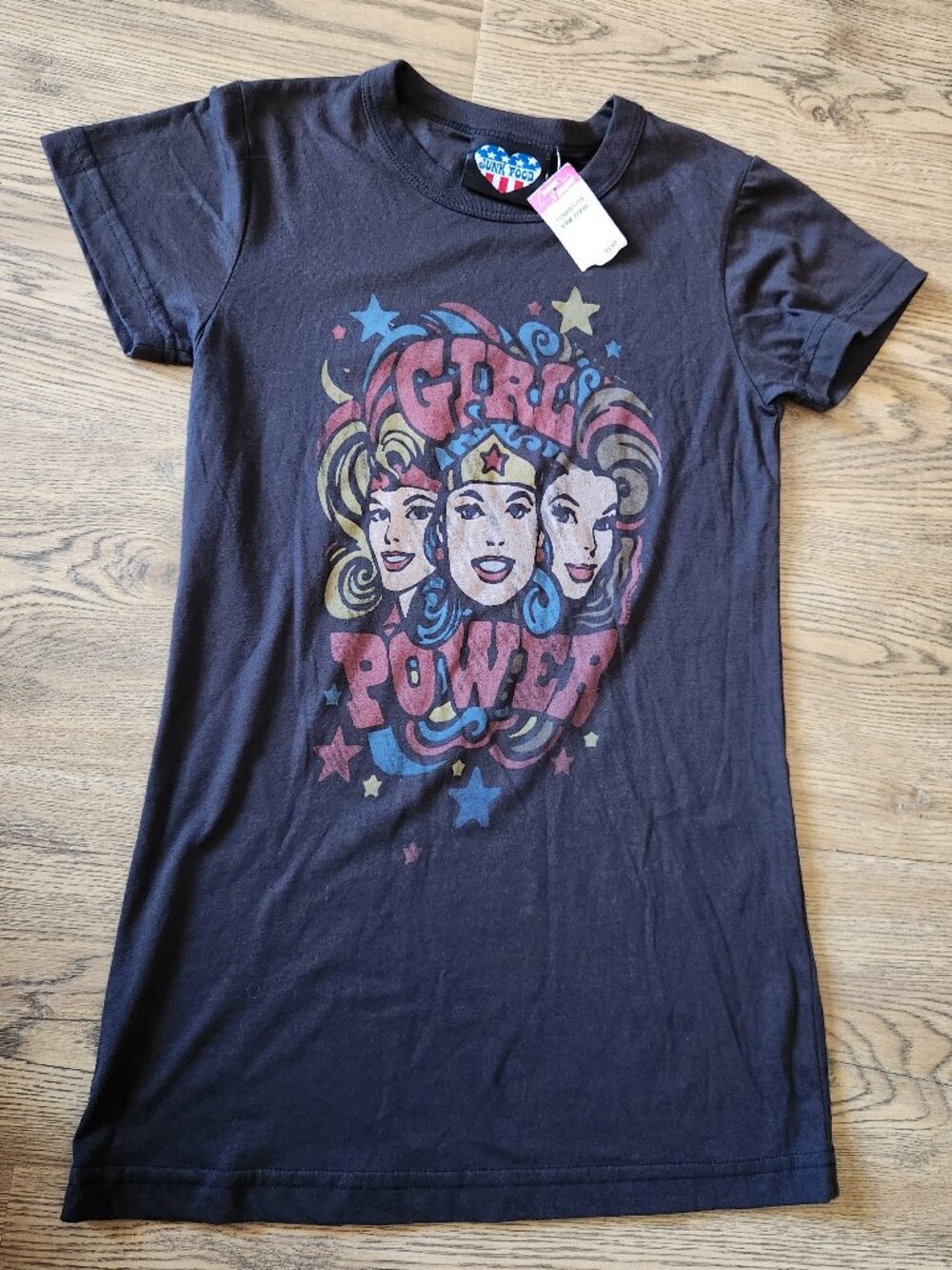 Retro Style Junk Food Girl Power Wonder Woman DC Comics Graphic Tshirt Sz S